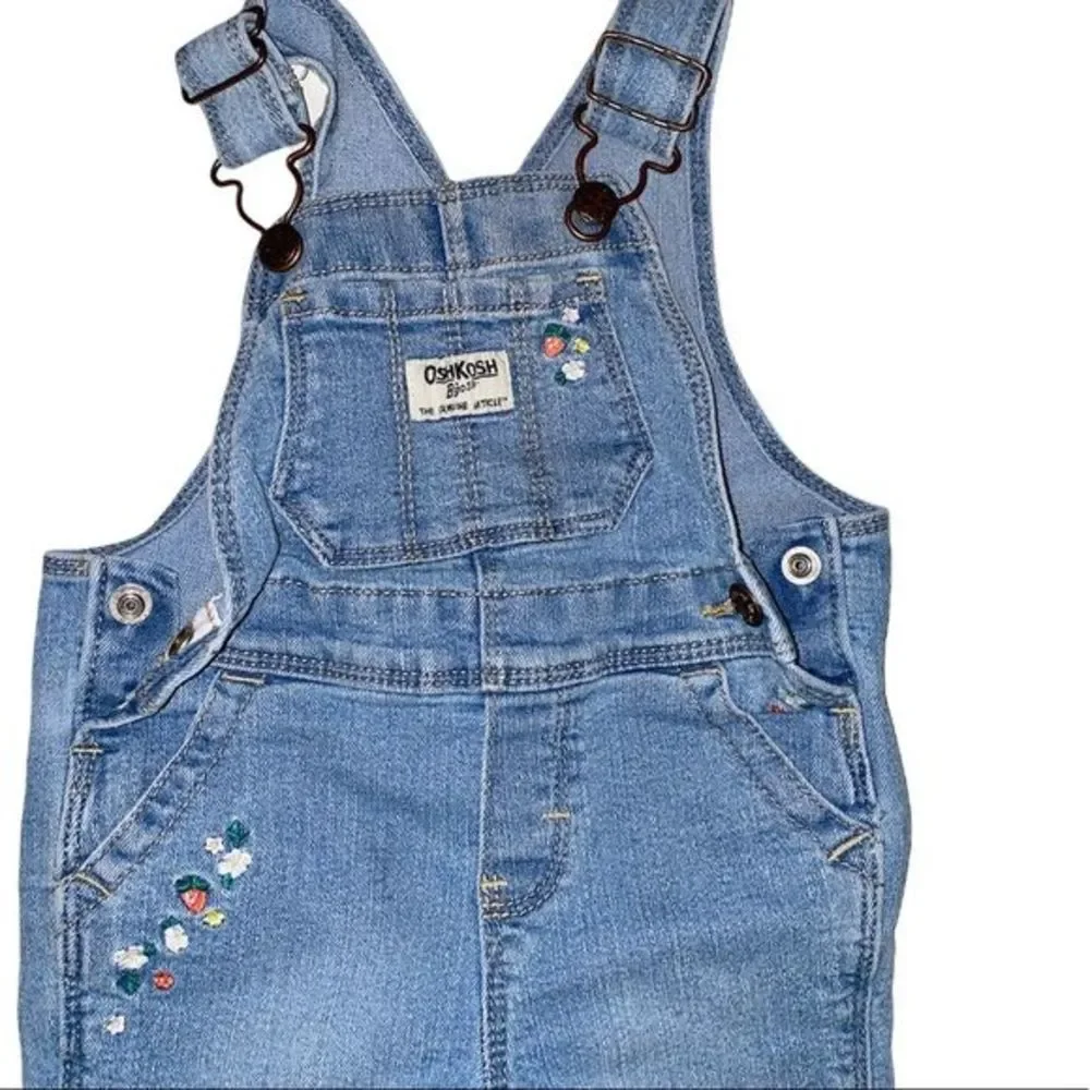 🎀3/$23🎀 oshkosh jean floral overall